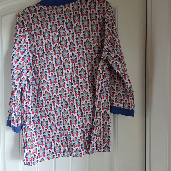 Talbots Colorful Leaf Pattern Tunic with Blue Accents - Picture 3 of 3